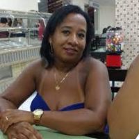 Beneficiários dos programas UNI Angola